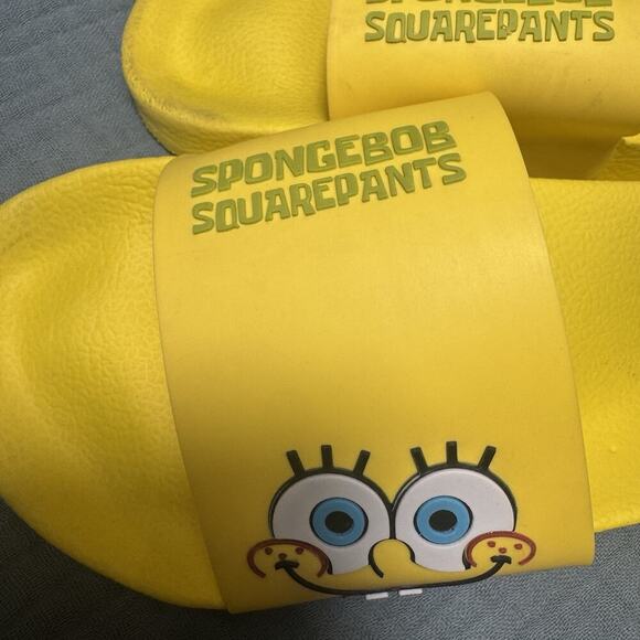 These are officially licensed SpongeBob SquarePants slide sandals. size 7 - Picture 2 of 6